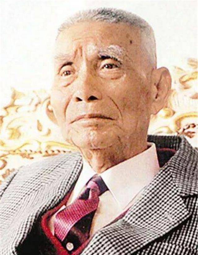 他被称为中国赌王,82岁输了10亿,临死前给儿女留下4个字