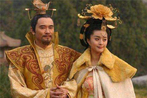 "杨坚,杨幂,杨玉环,百步穿杨"李家人出的下联更牛_唐玄宗_对联_李渊