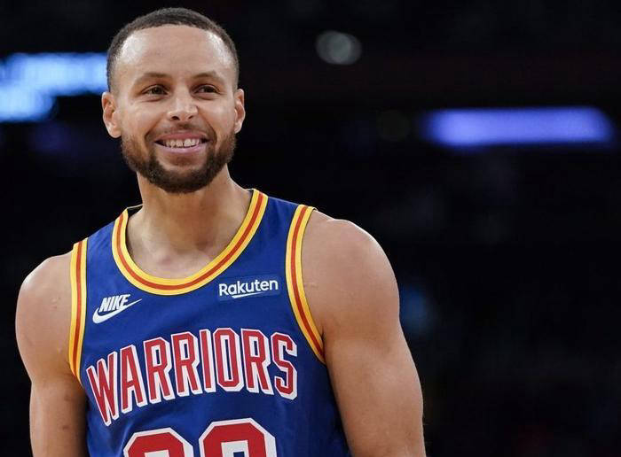 史蒂芬·库里:联盟打造的传奇