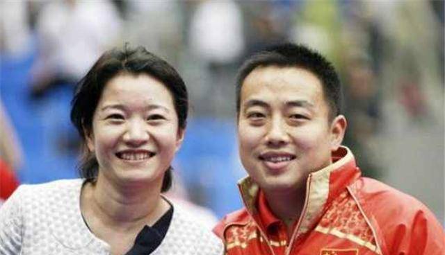 刘国梁妻子王瑾:28年低调守护丈夫,今是身价过亿的女富豪