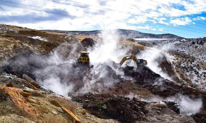 这些大火无时无刻都在消耗着巨量的煤矿,如果不能加以阻止,然而贺兰山
