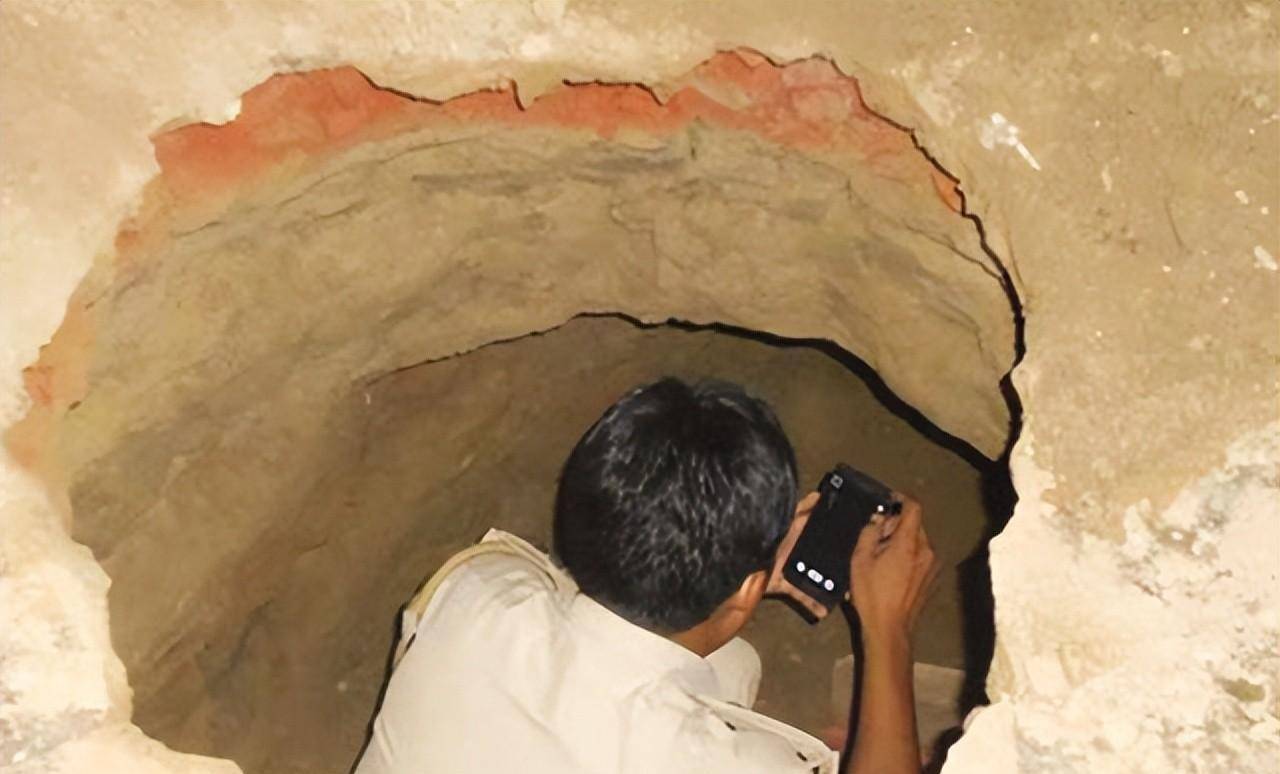 在银行附近挖个地道,偷运走2亿现金,至今未被抓获_保险库_地下_施工