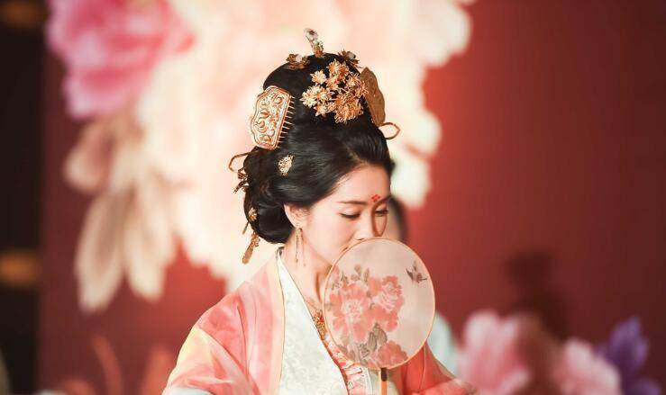 漫谈古代扇子文化_羽扇_周昭王_时期