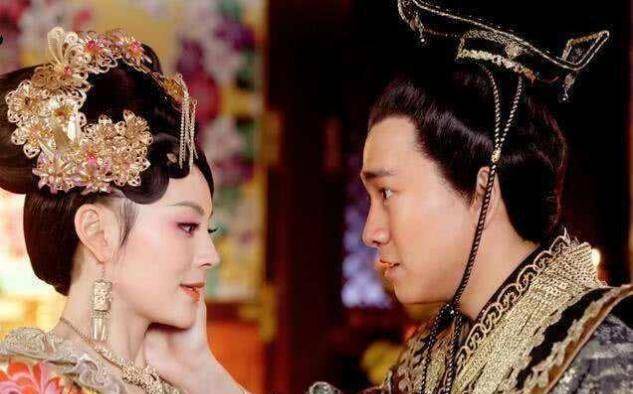 张丽华10岁入宫,16岁被皇帝宠幸,23岁封贵妃,30岁却惨遭斩杀