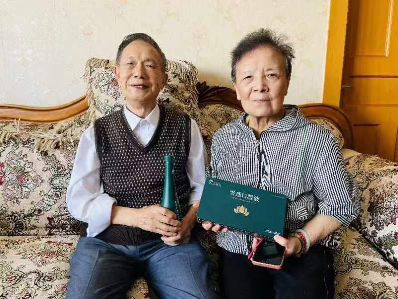 前行不忘耕耘者 新疆天山雪莲制药有限公司董事长张英杰拜访全国名