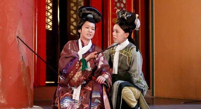 并将亲弟弟胤禵囚禁起来后,乌雅氏感觉人生很绝望,她甚至想为康旭殉葬