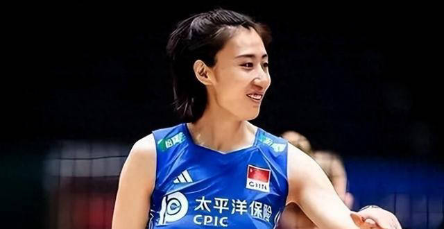 女排遭意大利横扫,龚翔宇袁心玥表现出色,王媛媛吴梦洁状态低迷