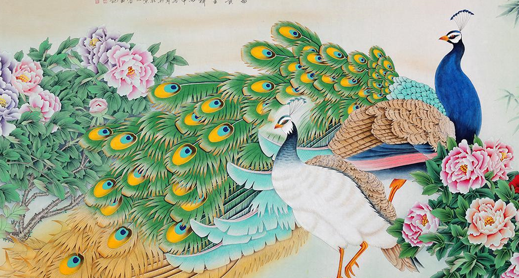 而中国佛教认为,孔雀是神圣的,是神话中"凤凰"的化身,雌雄一对,象征着