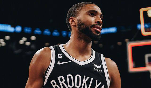 火箭队或向篮网队或灰熊队交易三号签以获得布里奇斯