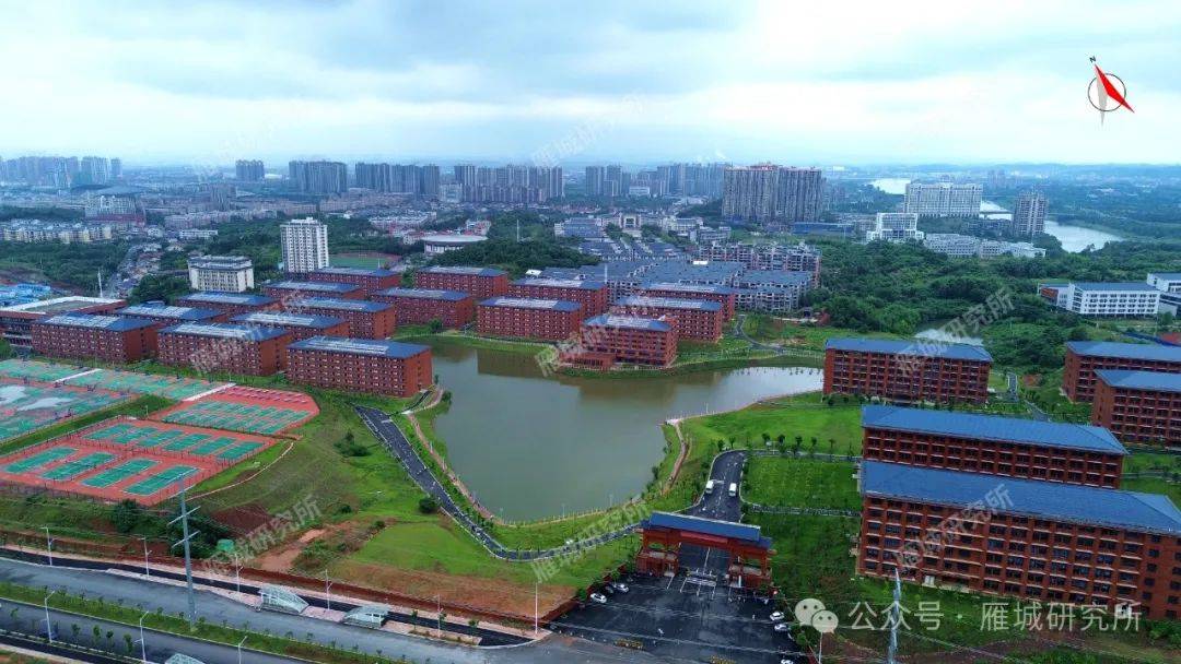这预示着坐落在珠晖区东三环旁边的原衡阳师范学院南岳学院转设拟正式