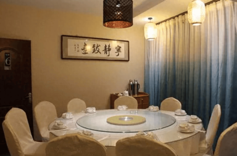 2024年可以吸引明星来光顾的饭店竟然是因为装修特殊？-2024年娱乐圈