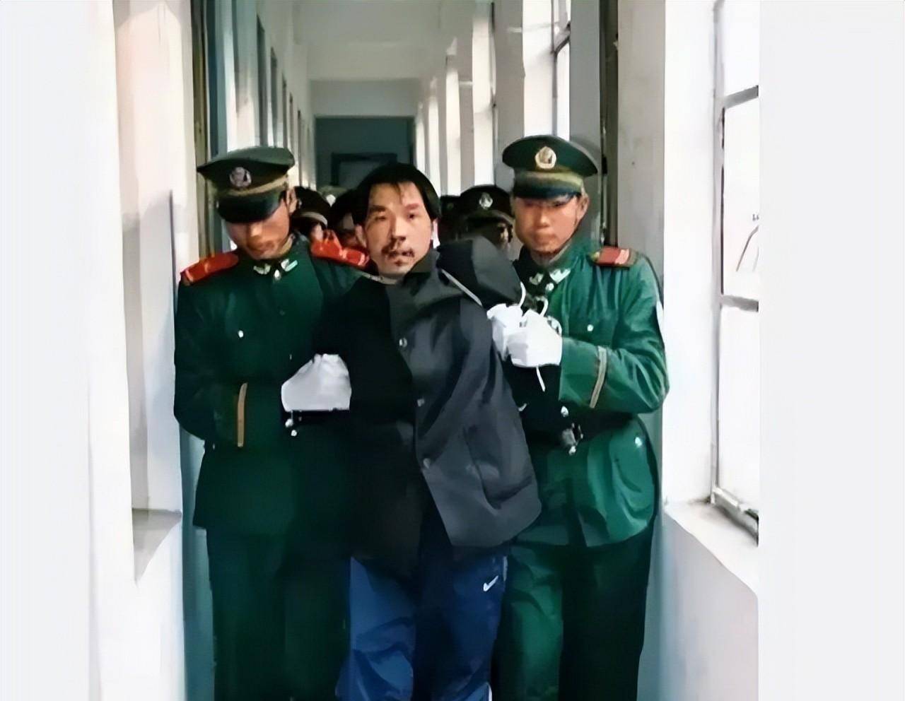 劳荣枝往事:"仙人跳"诱惑有钱人上钩,身背7条人命