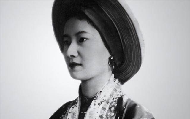 越南最美皇后:国王为娶她允诺一夫一妻,生5娃后身材走样遭抛弃