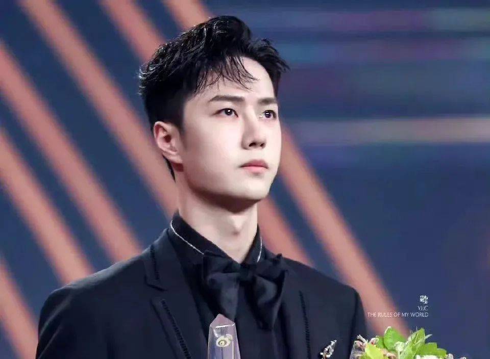 王一博骑虎难下?孙楠和那英kiss?唐嫣内定白玉兰?