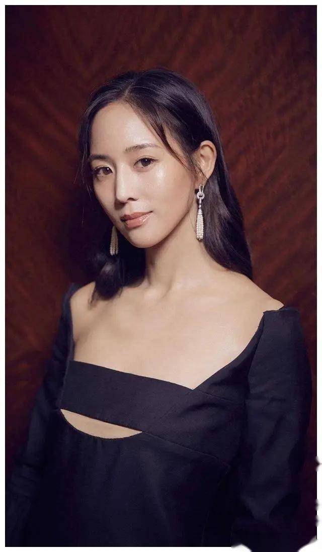 [张钧甯,这身材太迷人了!女神的美貌与才华,让人无法抗拒!