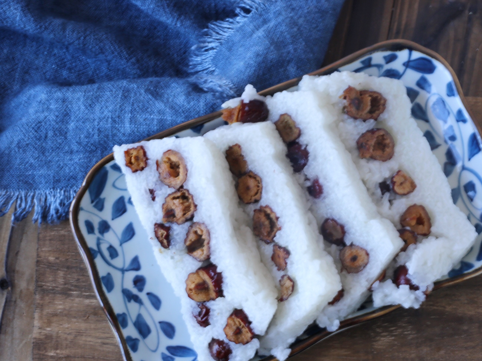 端午节,不会包粽子,我用糯米和红枣这样做,南方小伙伴说没见过