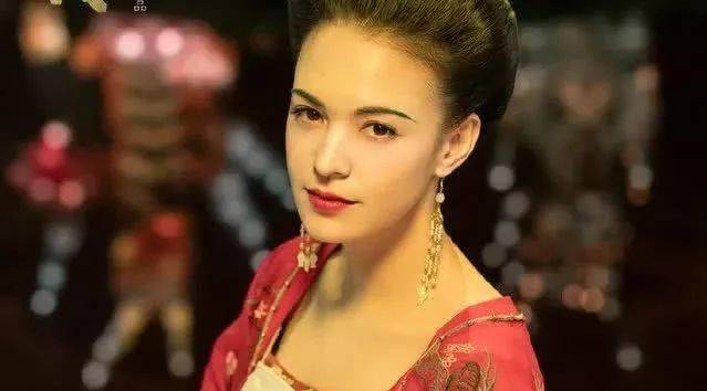 唐朝时期涌现出很多强势的女性人物,比如武则天,韦皇后,安乐公主,上官