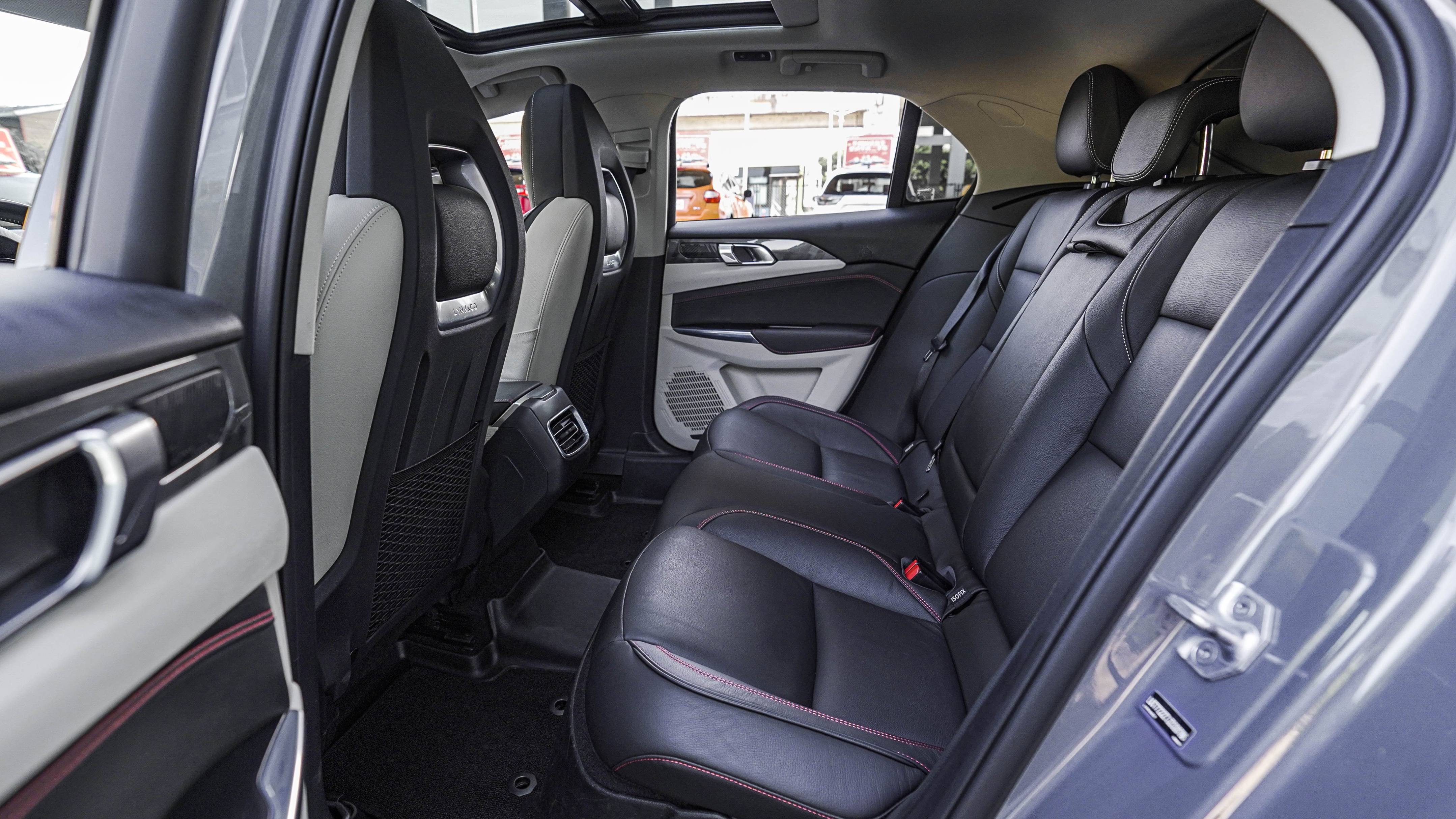 【领克02 1.5t dct两驱耀pro版 】