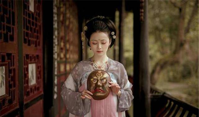 评"汉服热"与汉服复兴:莫把汉服小众化,符号化,饭圈化