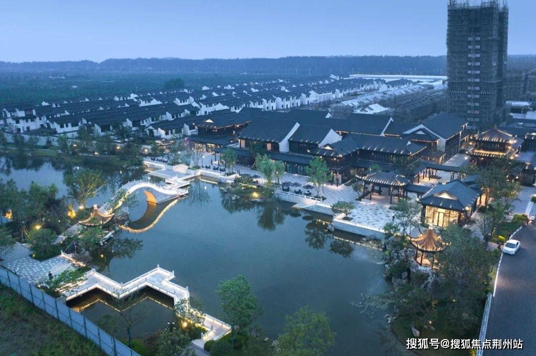 宿迁梨园湾小镇售楼处电话→首页网站_售楼中心_24小时热线电话→楼盘