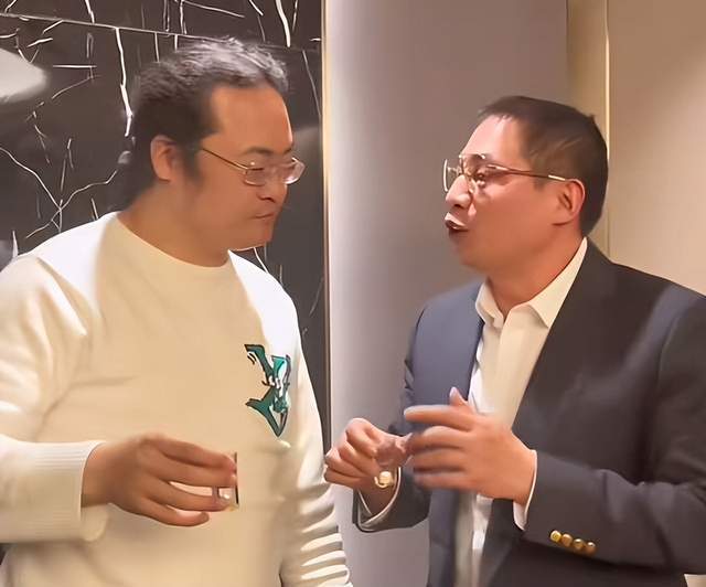 张井生儿子大婚各路人马齐聚!李金斗徒弟主持,6辆大劳1架直升机