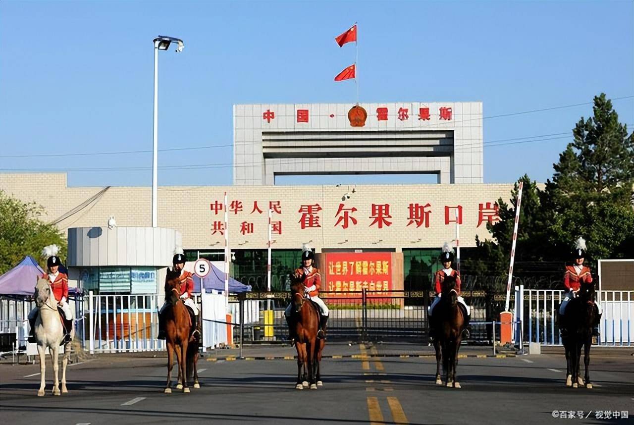 新疆与蒙俄及哈萨克斯坦,吉尔吉斯斯坦,塔吉克斯坦,阿富汗,巴控