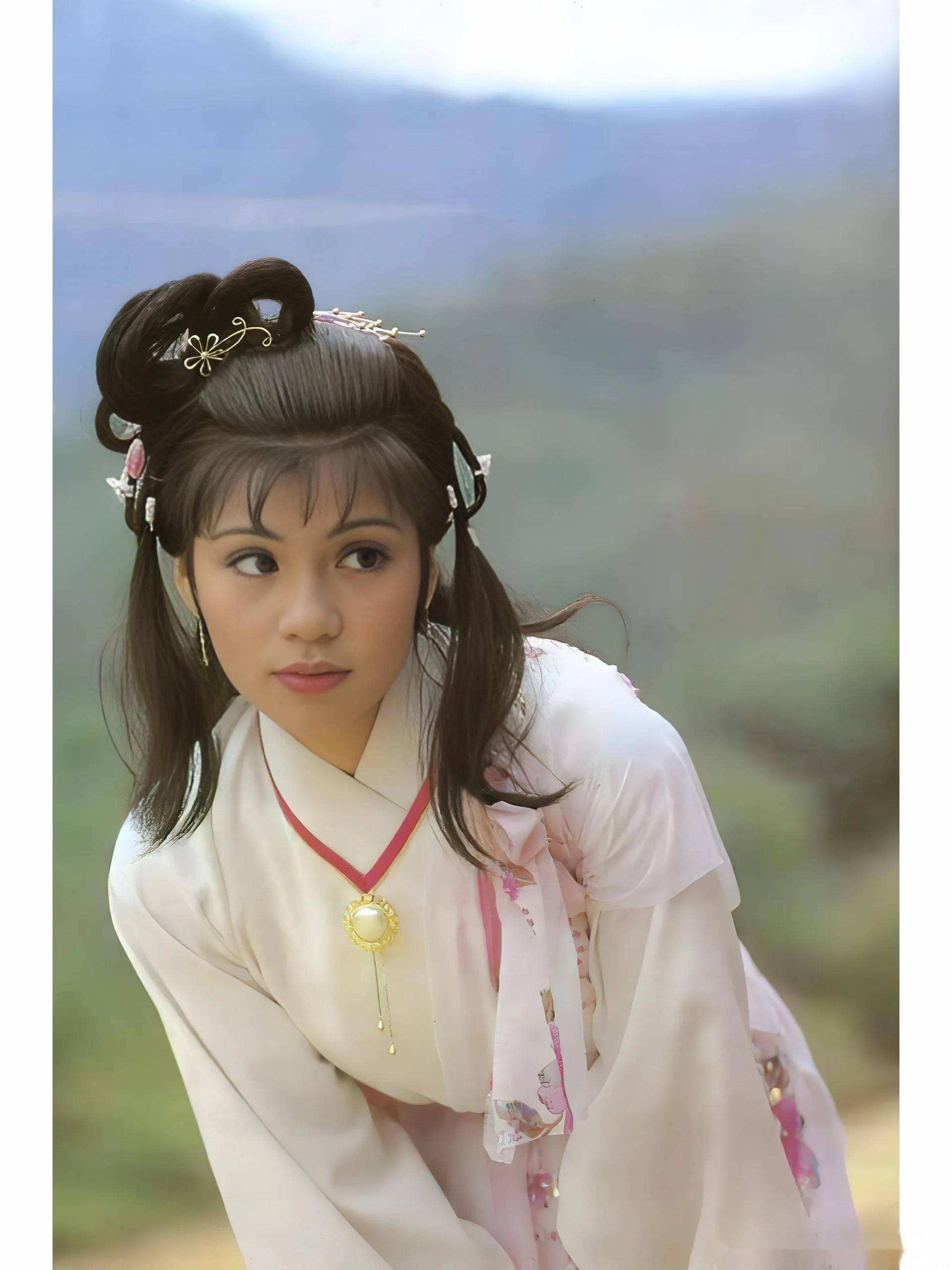 翁美玲:原来她的身材这么有料!甜美女神魅力四射,这谁顶得住!