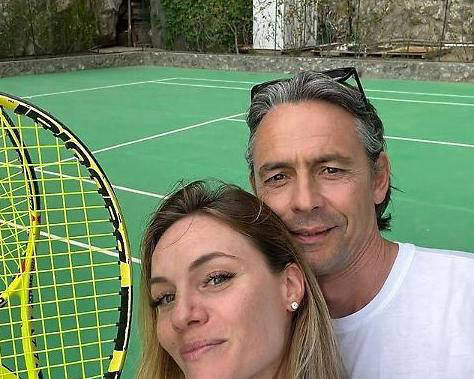 意大利传奇足球巨星因扎吉喜迎大婚,与17岁美女步入婚姻殿堂,连生2子