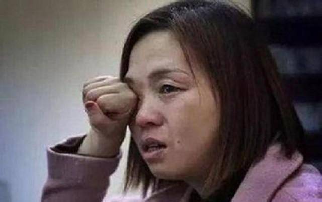 2003年女子被顶替上大学,索赔反遭辱骂,对方:闹到联合国也没用