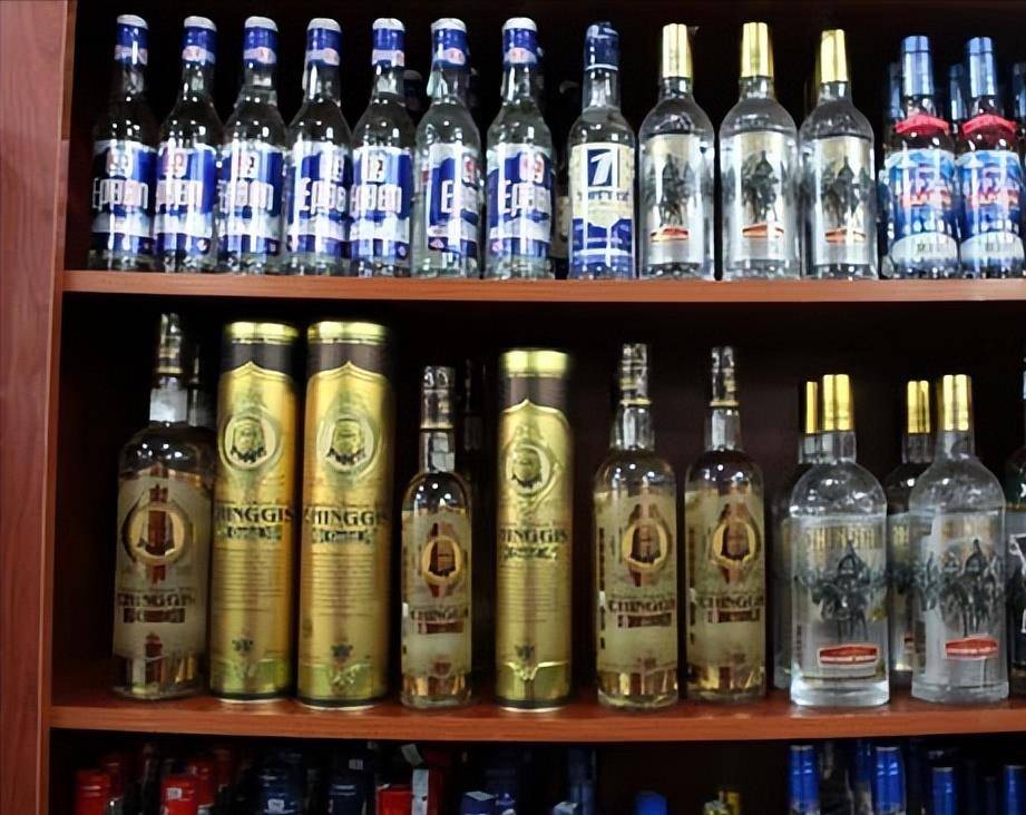 蒙古国距中国最近的县城:可使用人民币,向中国买电还试图再买水