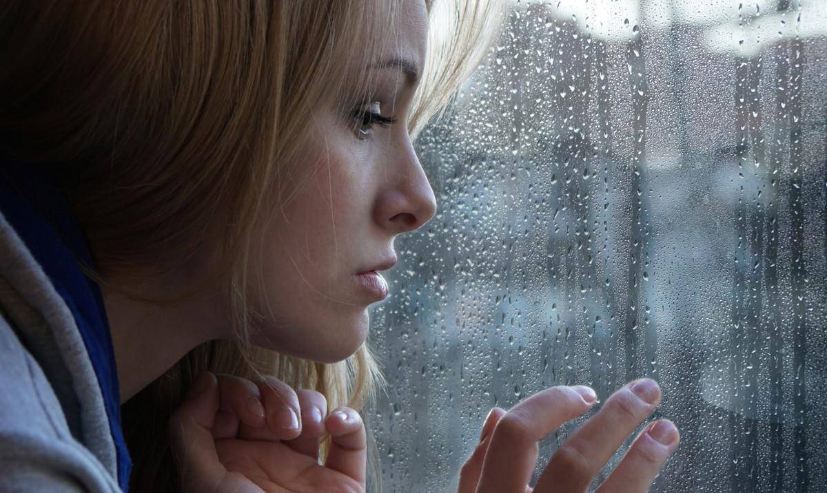 《巴蒂斯特太太》:用荒唐控诉社会风气,用悲剧诘问丑恶人性