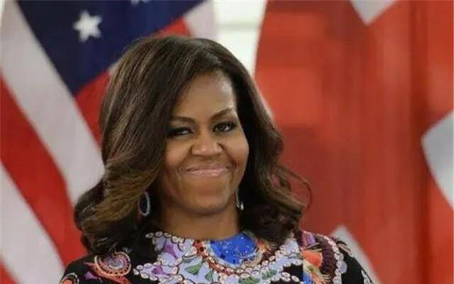 而就是这样一个看起来精明而又强势的女人,即便是尊贵的"总统夫人",也