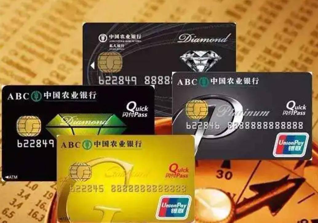 2019年,山西小伙查银行卡余额发现,欠了银行999亿,为何?