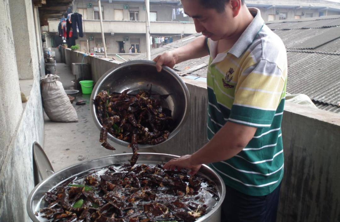 古代没有沐浴露,中国人用什么东西洗澡?