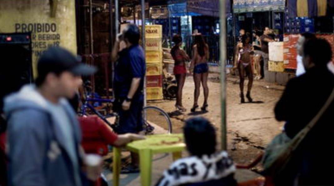 世界性交易第一大目标国,美国遮羞布下,暗藏着怎样肮脏的丑恶?