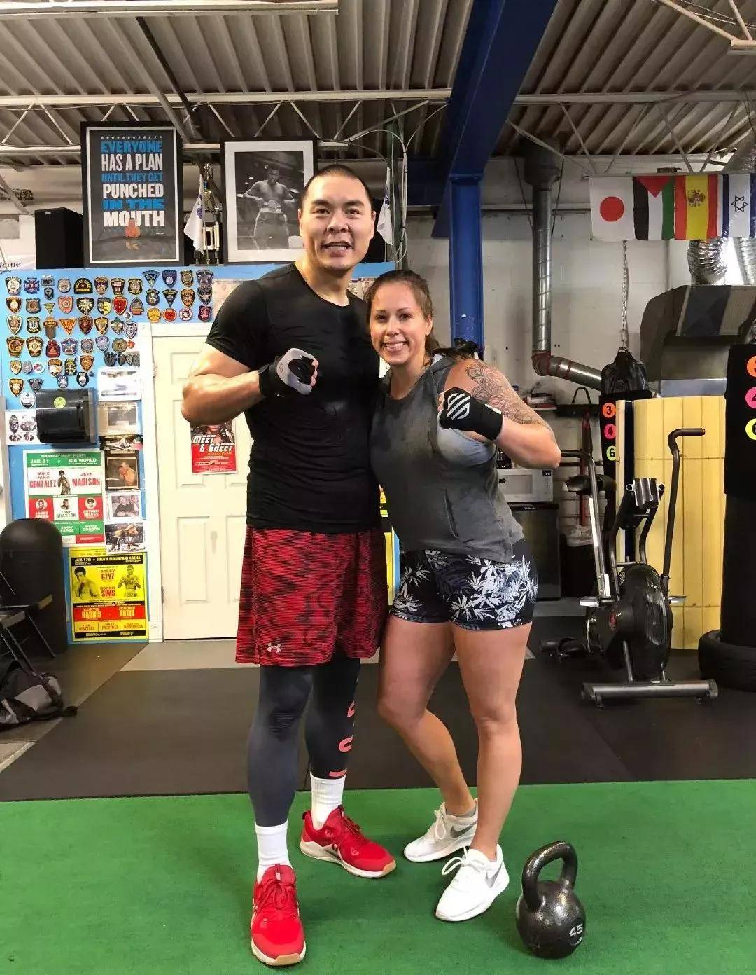 原创            张志磊老婆曝光！张志磊为拿世界拳王禁欲10年，夫妻少有肌肤之亲-拳王张志磊家乡哪里人