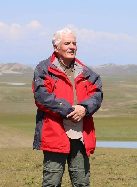 白人弃婴李忆祖:被中国夫妇收养,成顶级地质学家,坚守新疆60年