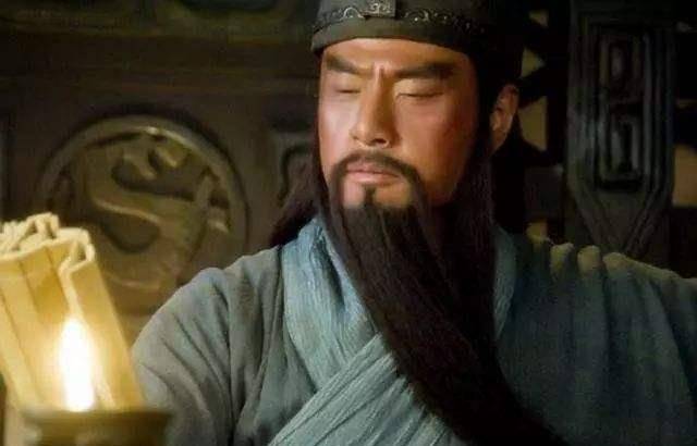 另外胡须还象征着权力与尊严,在秦朝的时候,发明了一种"耐刑"的惩罚