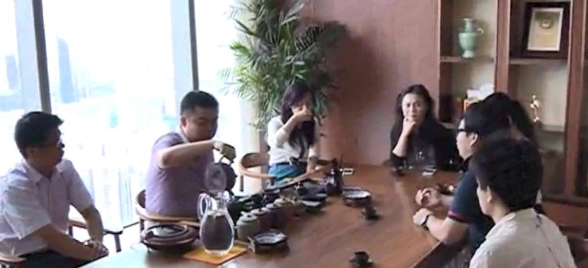 广东男子敛财57亿,初中学历骗数百人,亿万富豪也没幸免,为何?