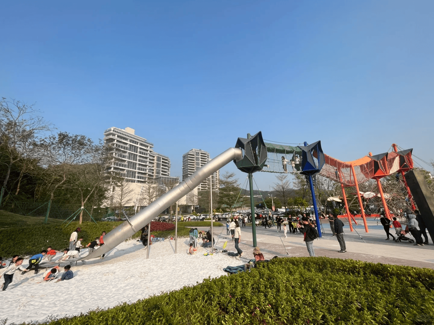 在深圳!这个免费的海滨公园也太大了吧!太适合溜娃了!