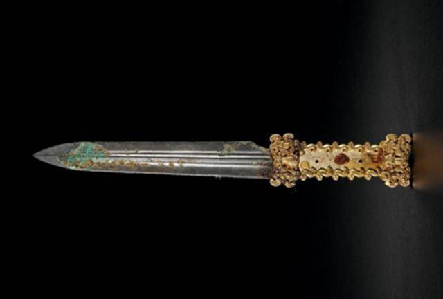 古代最值钱的五把匕首,乾隆的匕首只排倒数,第一把距今两千多年
