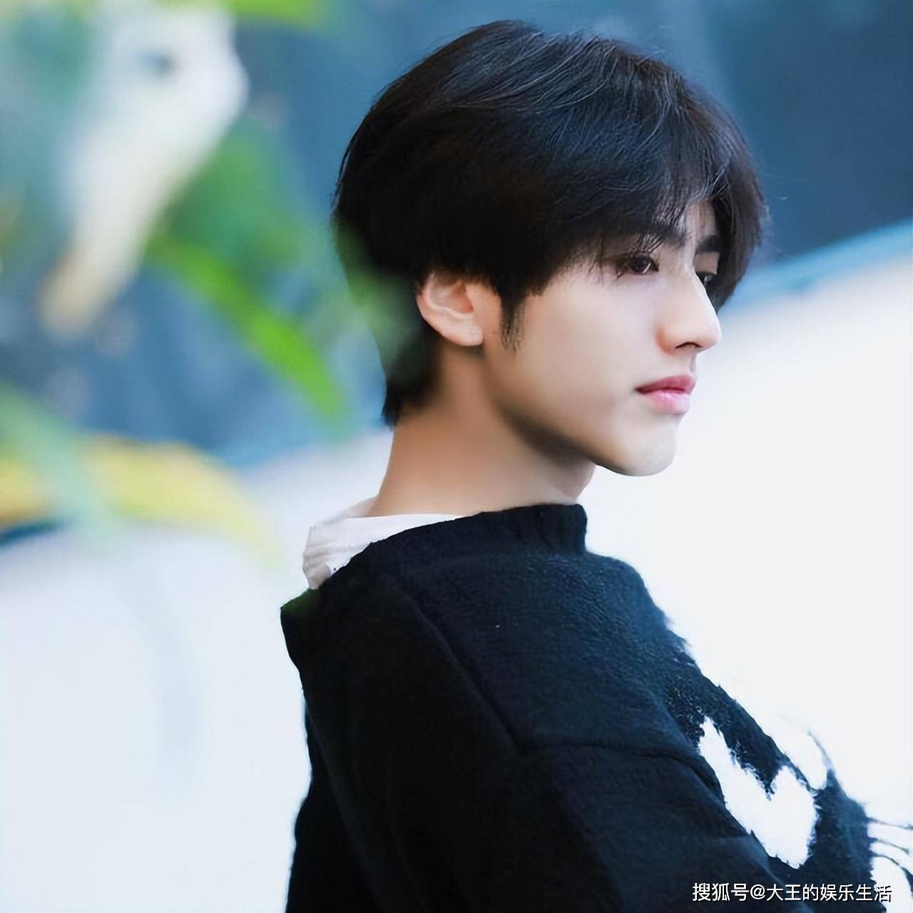 "古装奇丑"的男星,别人是玉树临风,他们是"灾难现场"_剧中_李现_龚俊