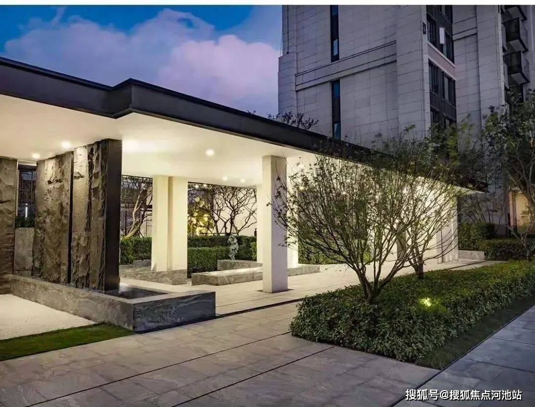 深圳金茂府开发商电话,营销中心位置,房价,物业公司,工程进度,多少层