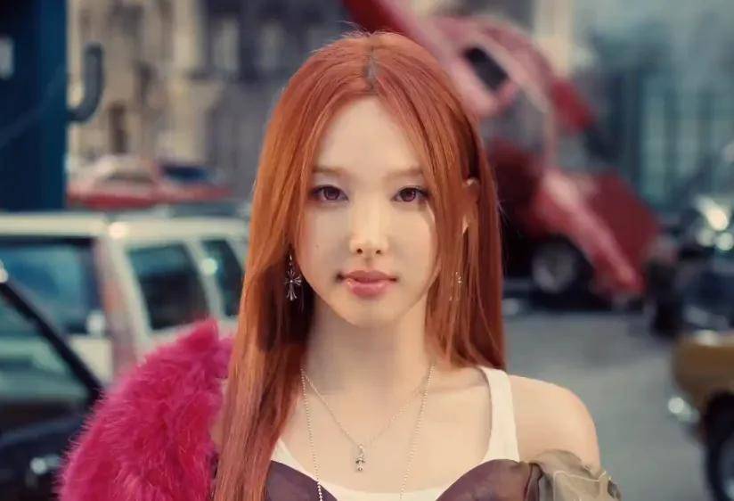 韩星林娜琏脸部肿胀变气球,韩式审美太糟糕,大批偶像