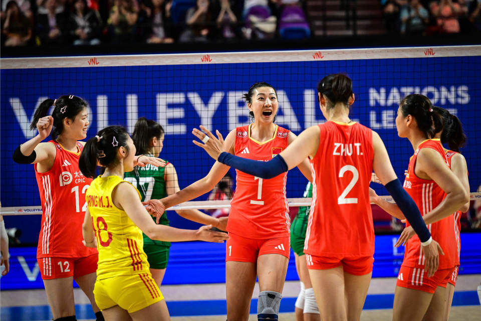 中国女排奥运形势:领先扩大到46.99分,3-0完胜保加利亚