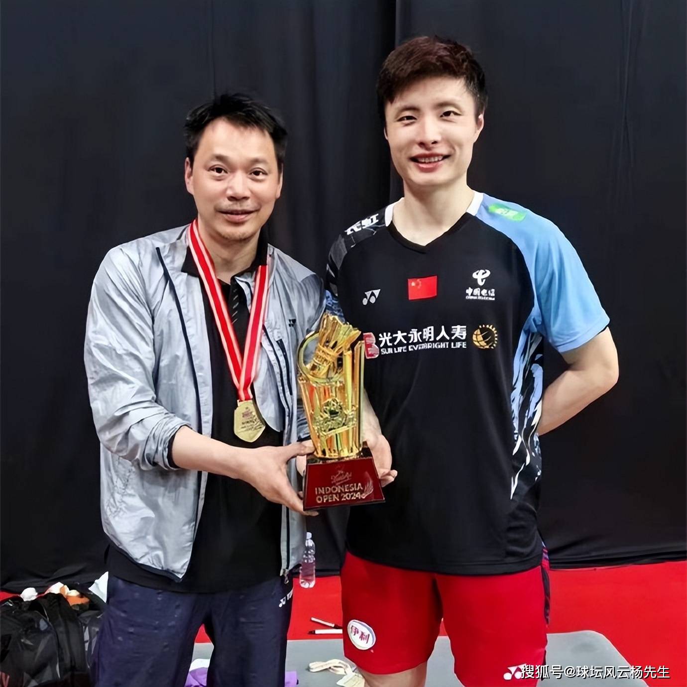 国羽辉煌再启:四项世界第一,石宇奇闪耀新篇章