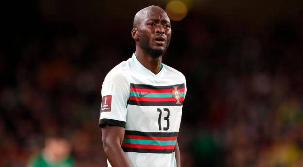 c罗再次展现绝佳水准,赢得友谊赛3-0胜利_欧洲杯_对阵