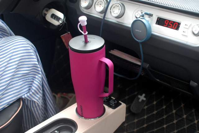 CORKCICLE酷革大容量吸管杯:时尚单品,喝水也能潮出天际