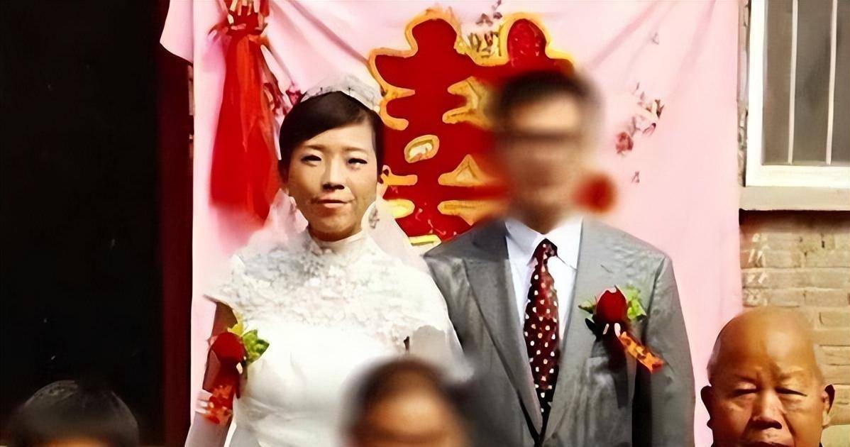 河南女博士患癌需80万换肝,丈夫跪地恳求离婚:放我一马_杨楠_张海