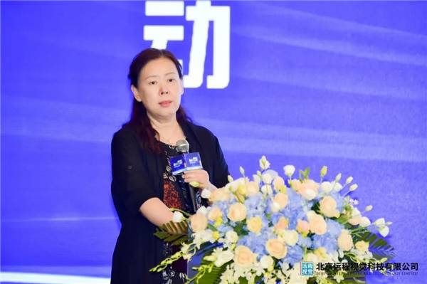 当下眼视光行业需要解决的困扰及未来发展趋势》郑州职业技术学院 刘